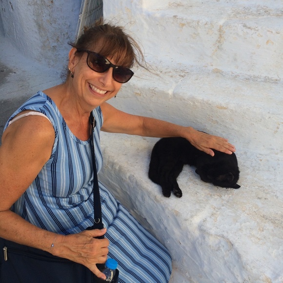 Meet your Posher, Janet - Picture 7 of 8